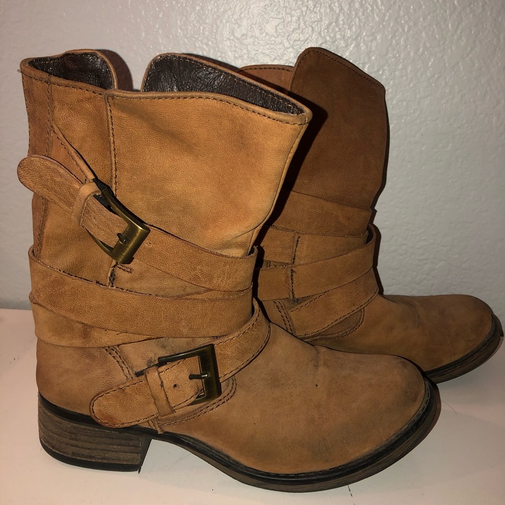 Steve Madden boots